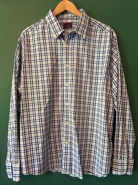 UNTUCKit Performance Blue, White & Grey Plaid Button Down Shirt Business Casual